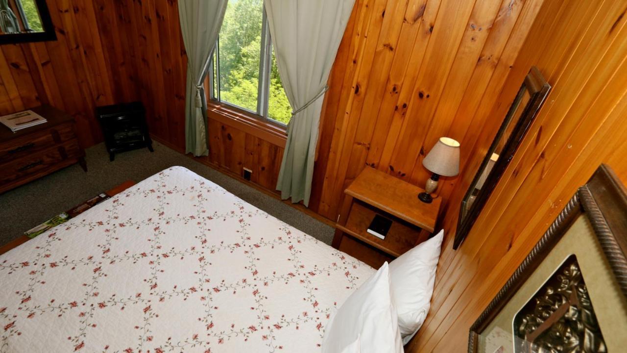Alpine Inn Little Switzerland Экстерьер фото